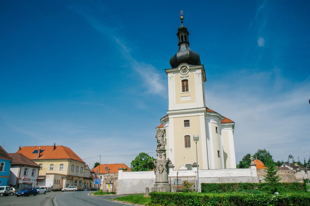 Guest House U Zlateho Jelena Žinkovy Zewnętrze zdjęcie
