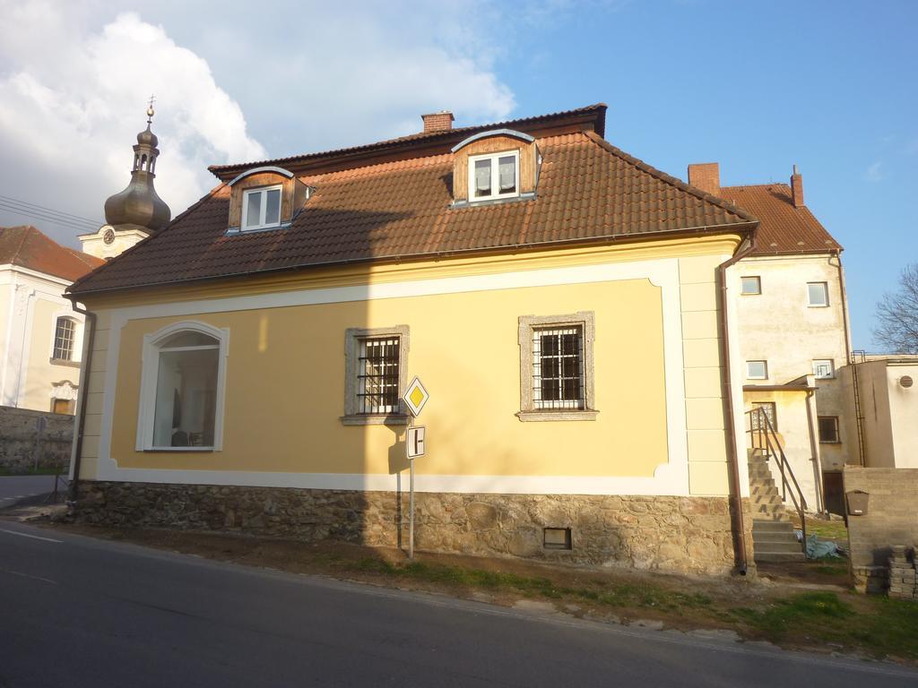 Guest House U Zlateho Jelena Žinkovy Zewnętrze zdjęcie